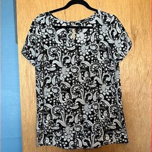 Express paisley blouse sz m
